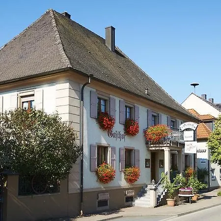 Loewen Garni Penzion 3*